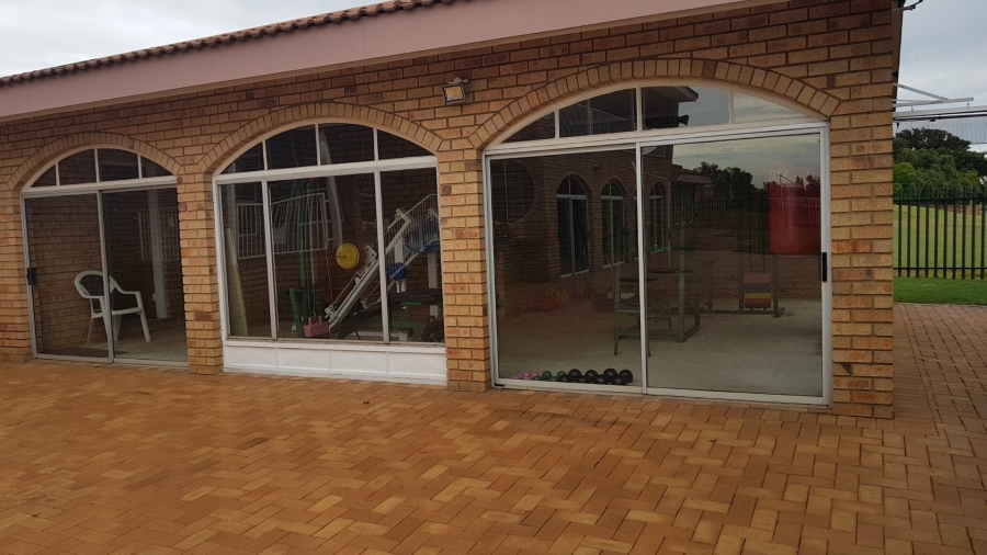 5 Bedroom Property for Sale in Sasolburg Rural Free State